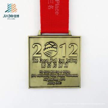 Kostenlose Probe Zink-Legierung Antique Gold Marathon Laufmedaille für den Wettbewerb